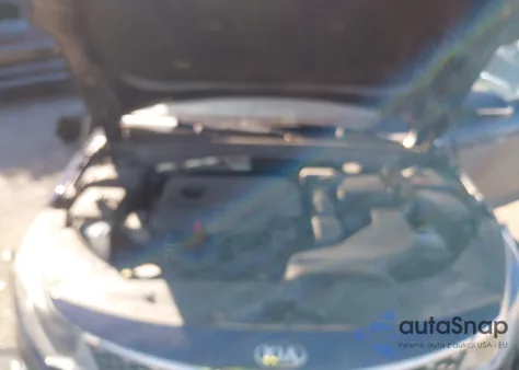 2016 Kia Optima Ex z USA, uszkodzony, nr VIN 5XXGU4L32GG113716